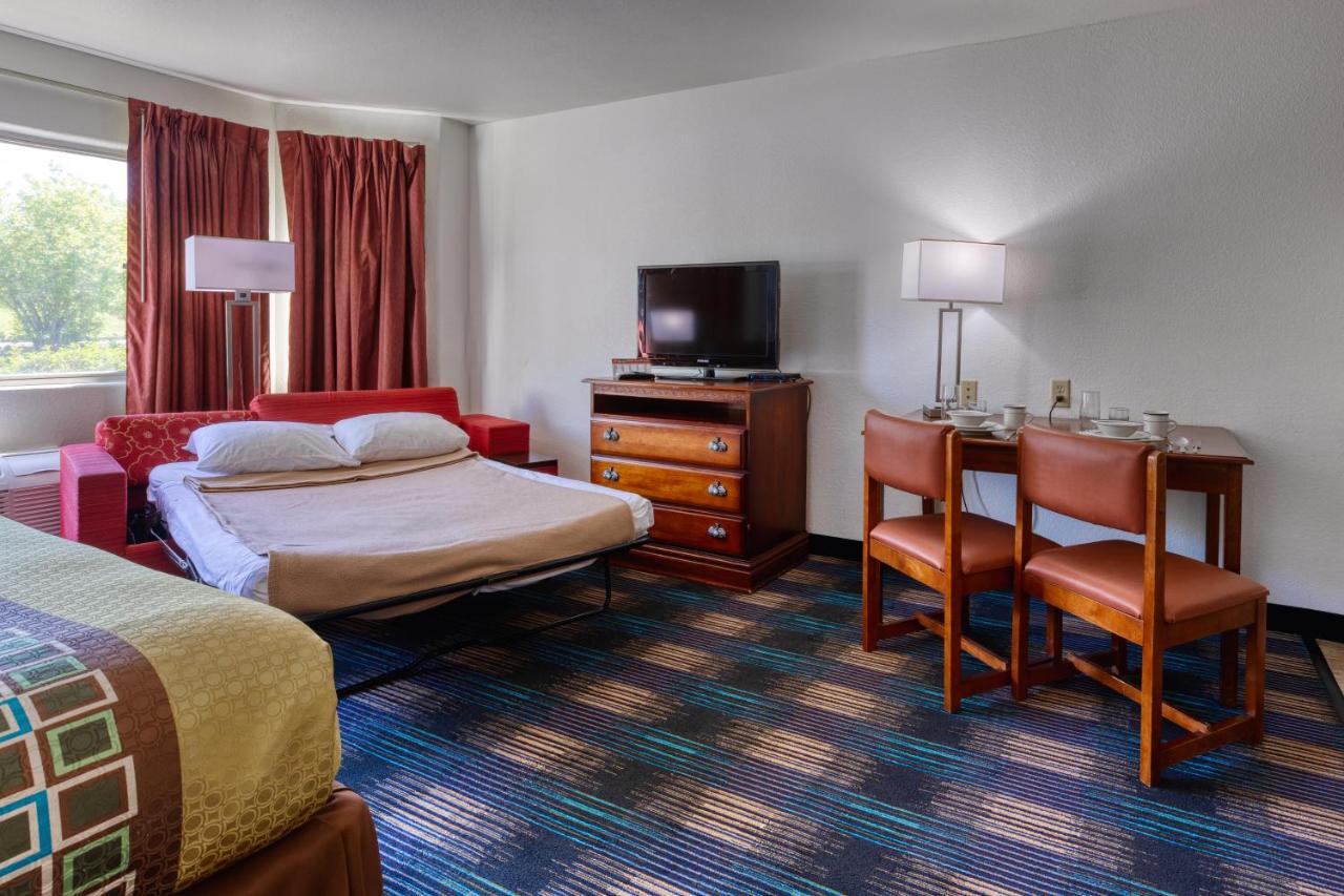  | All Towne Suites