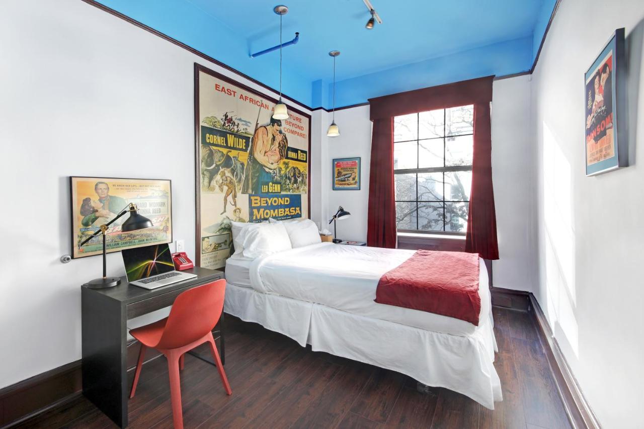 Superior Queen Room at Chelsea Pines Inn