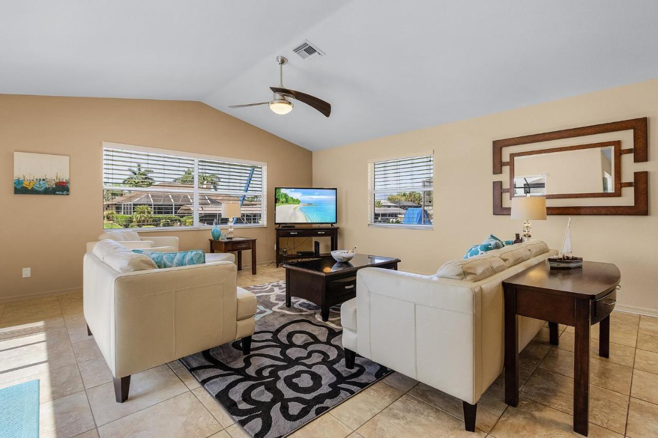 | Waterfront Villa Key Largo SW Cape ID1512