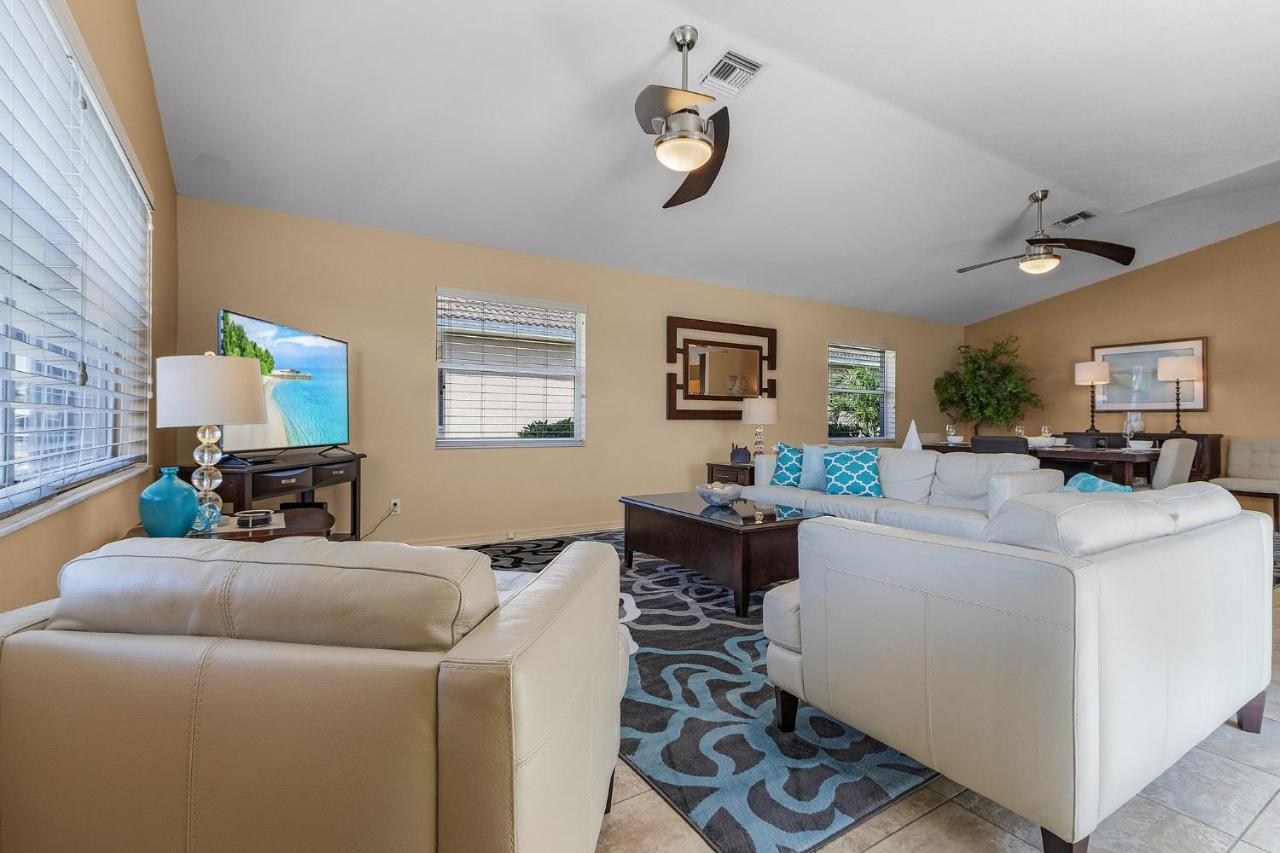 | Waterfront Villa Key Largo SW Cape ID1512
