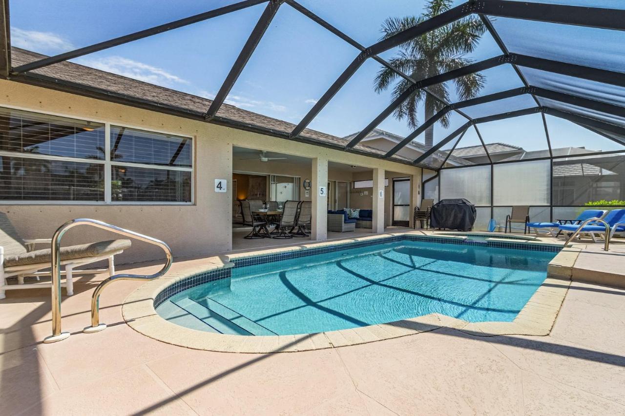 | Waterfront Villa Key Largo SW Cape ID1512