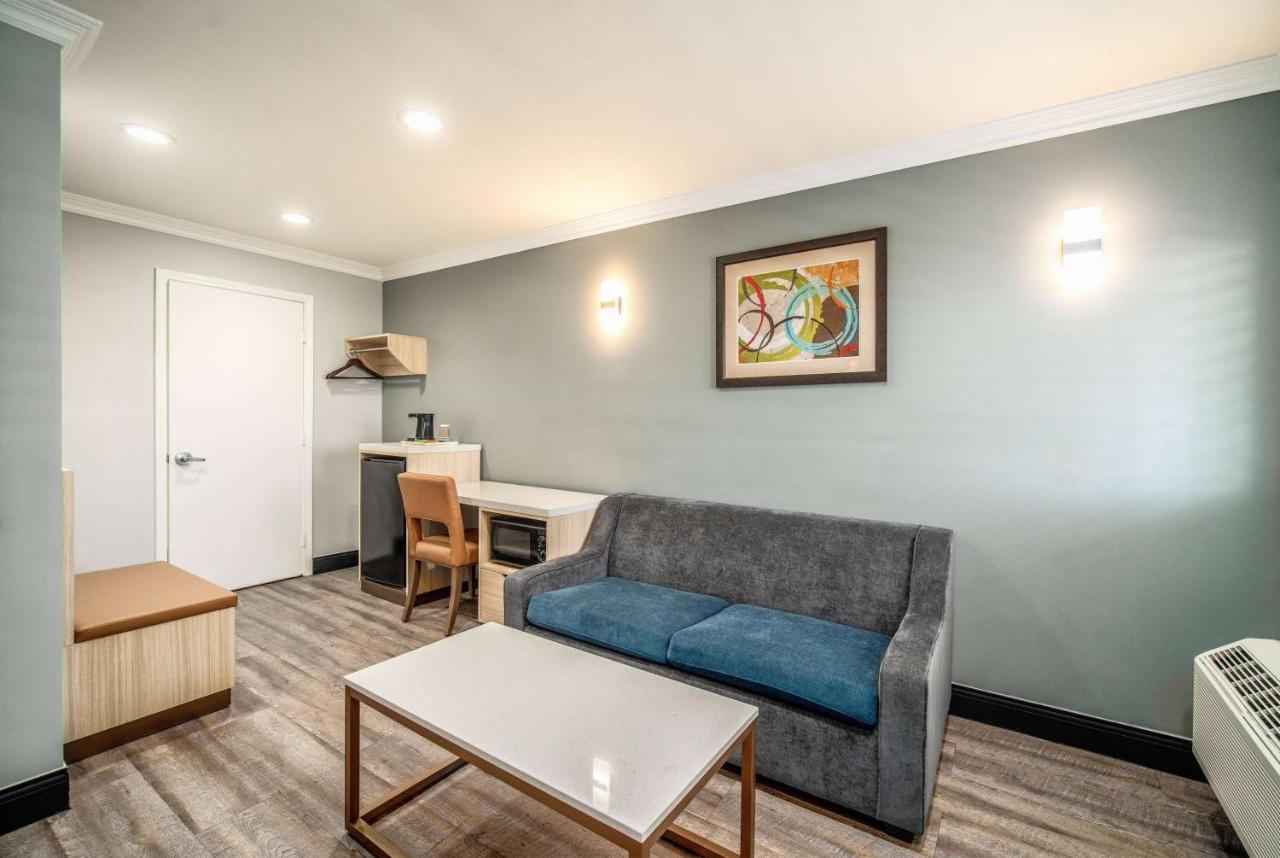Travelodge Inn & Suites by Wyndham Bell Los Angeles Area