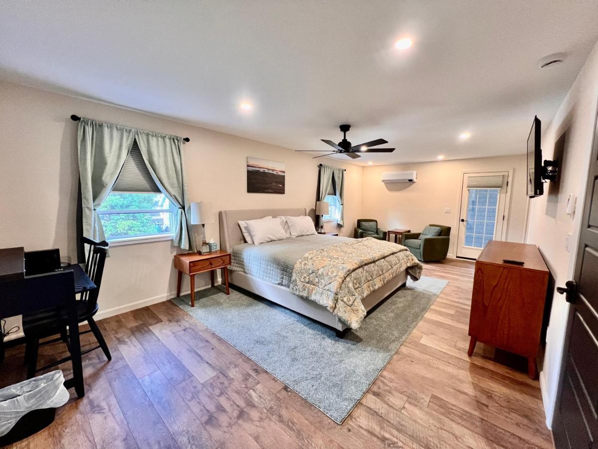 | Canterbury Cottage Bed & Breakfast