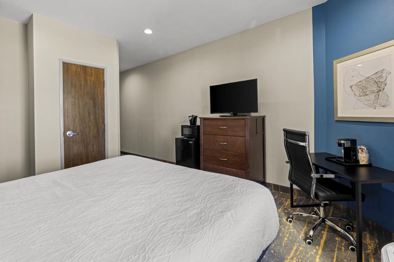 Standard King Room at The Mulberry Hotel
