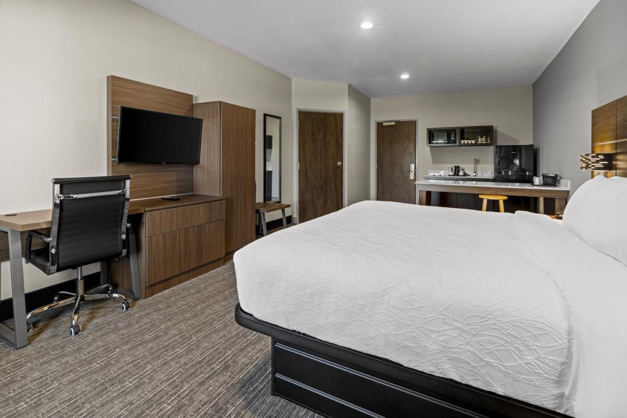 | The Mulberry Hotel