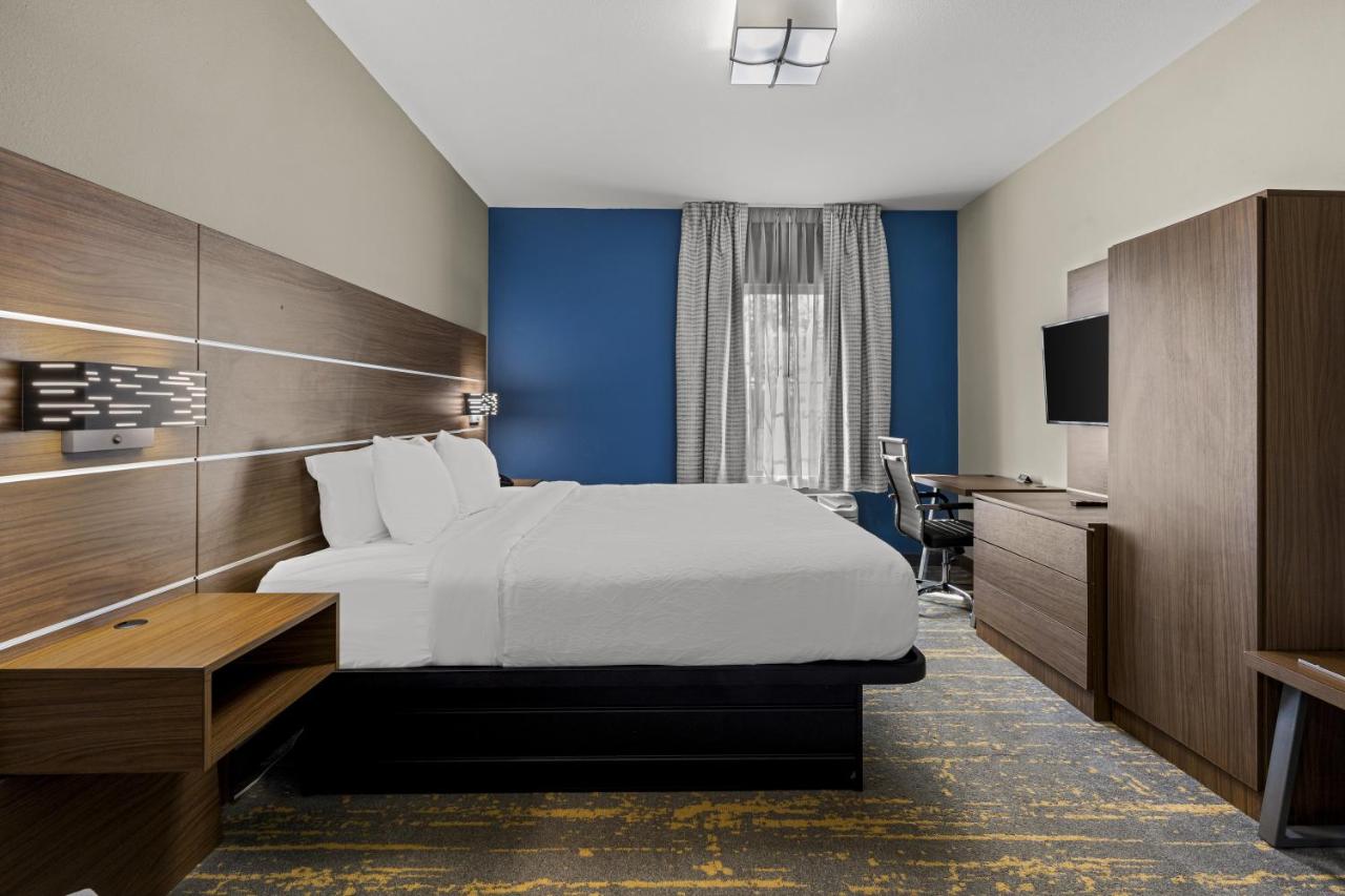 Standard King Room at The Mulberry Hotel