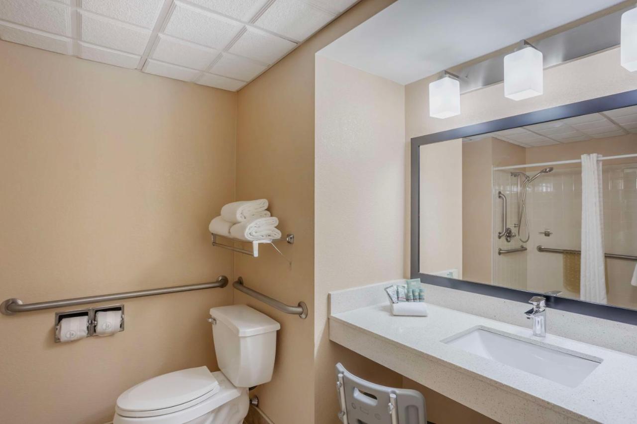 | Best Western Inn at Blakeslee-Pocono