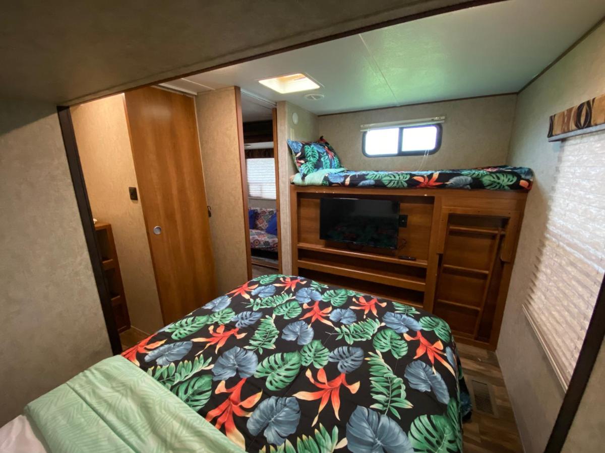  | Blue Dolphin Inn and Cottages