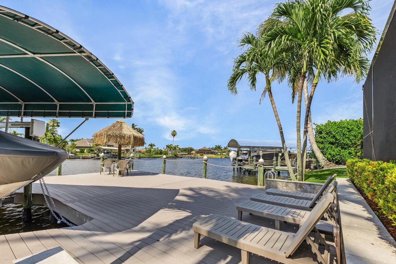  | Waterfront Villa ID2621