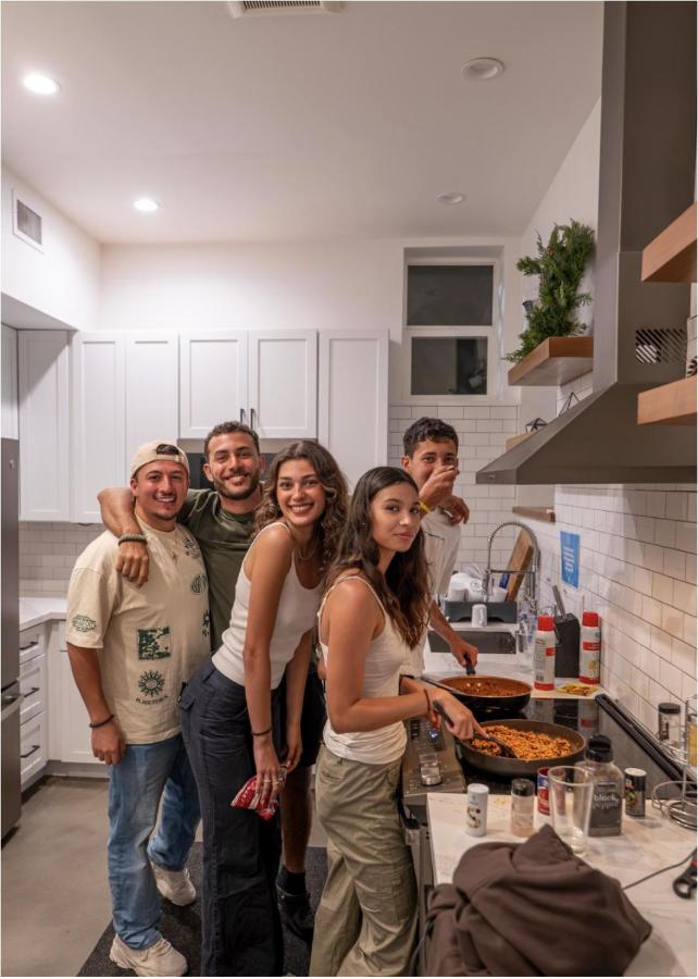 | Howzit Hostels
