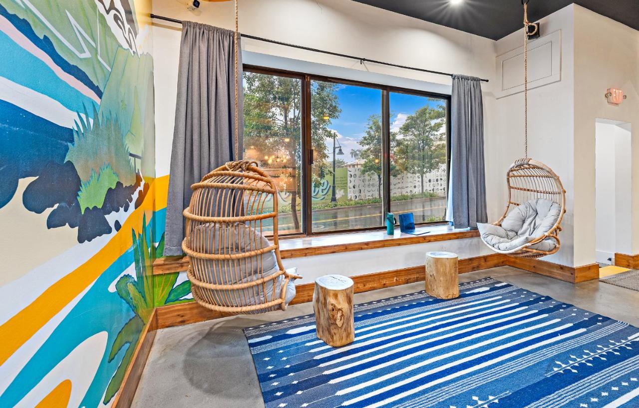| Howzit Hostels