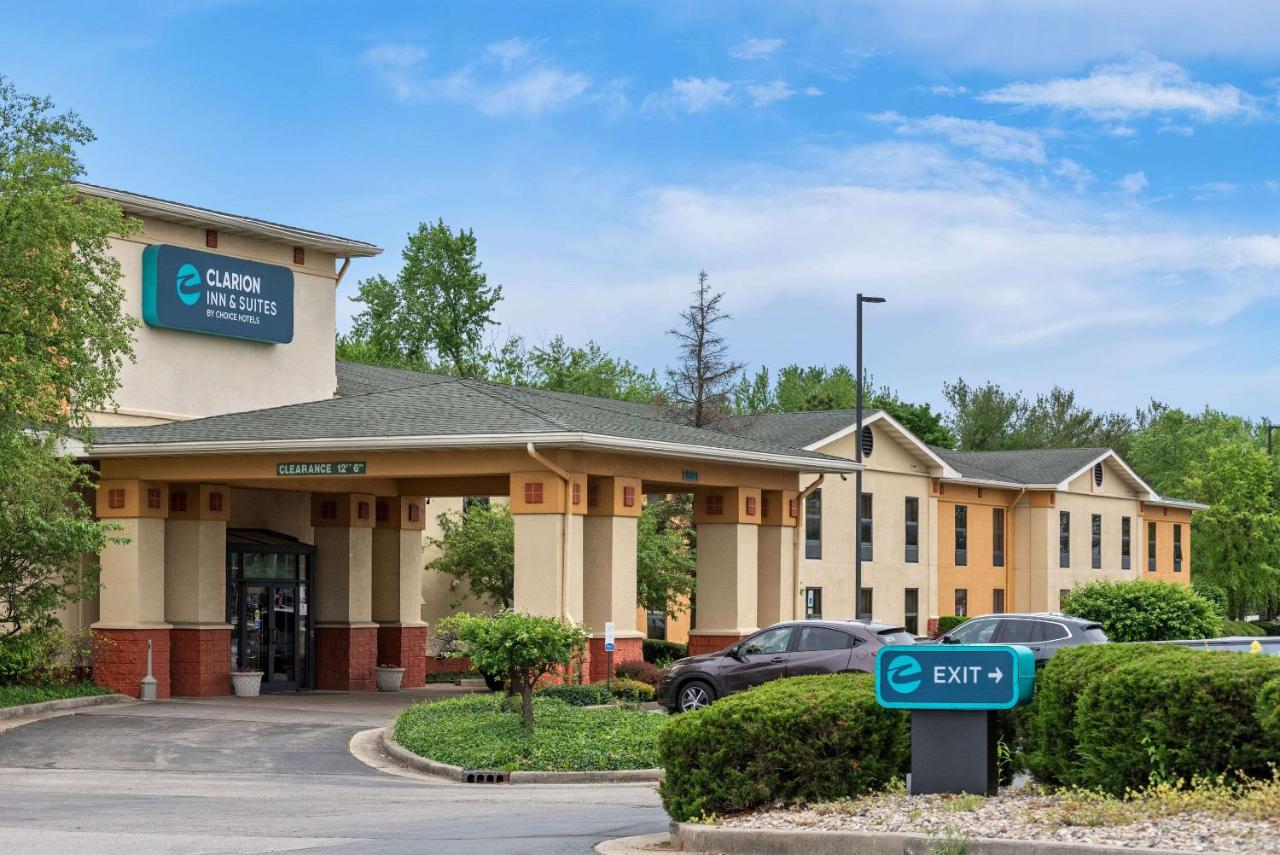| Clarion Inn & Suites Northwest