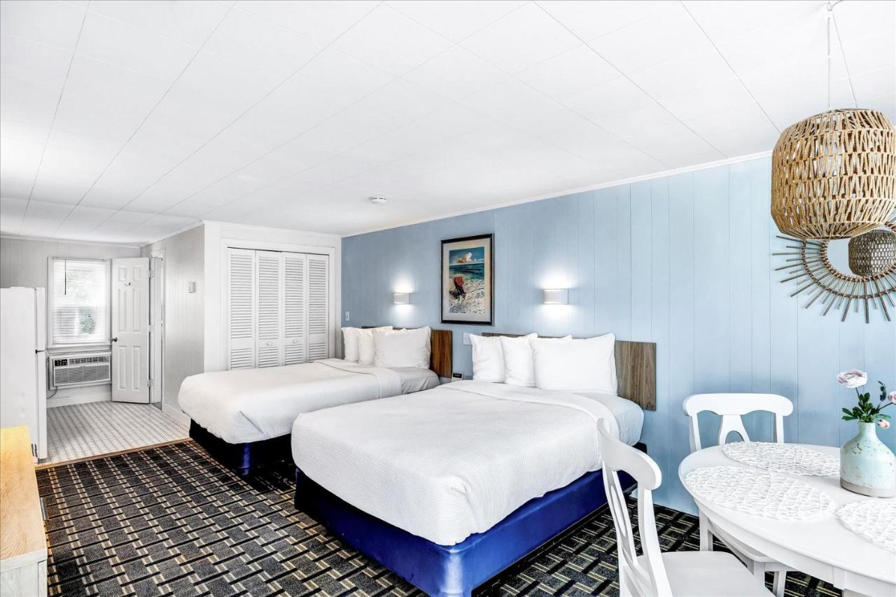  | Ocean Breeze Motel