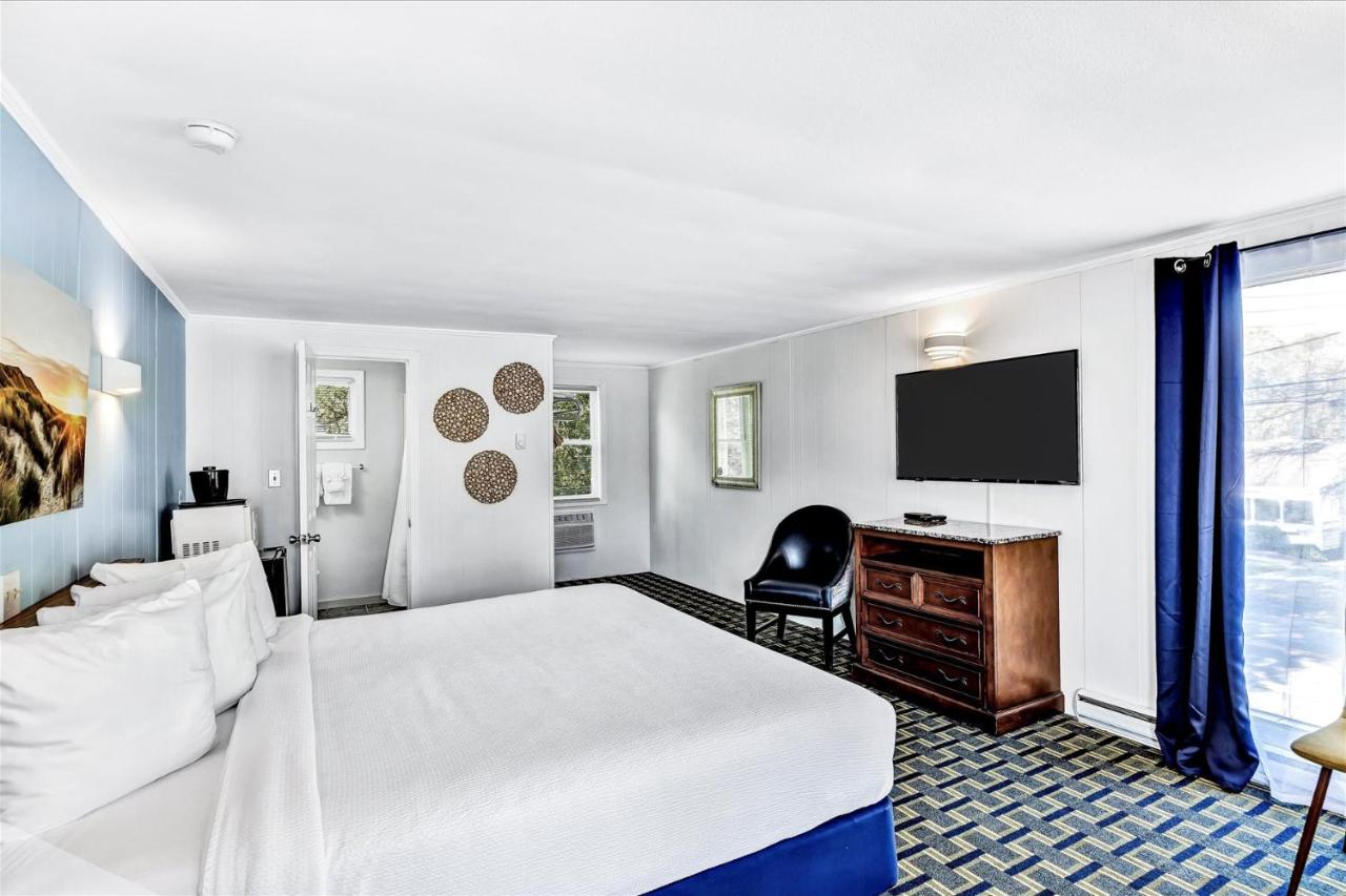  | Ocean Breeze Motel