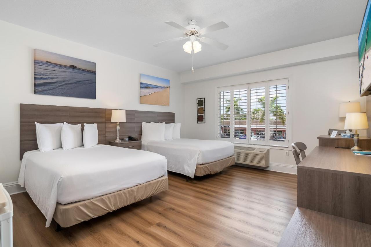 Double Room with Two Double Beds at Naples Park Central Hotel