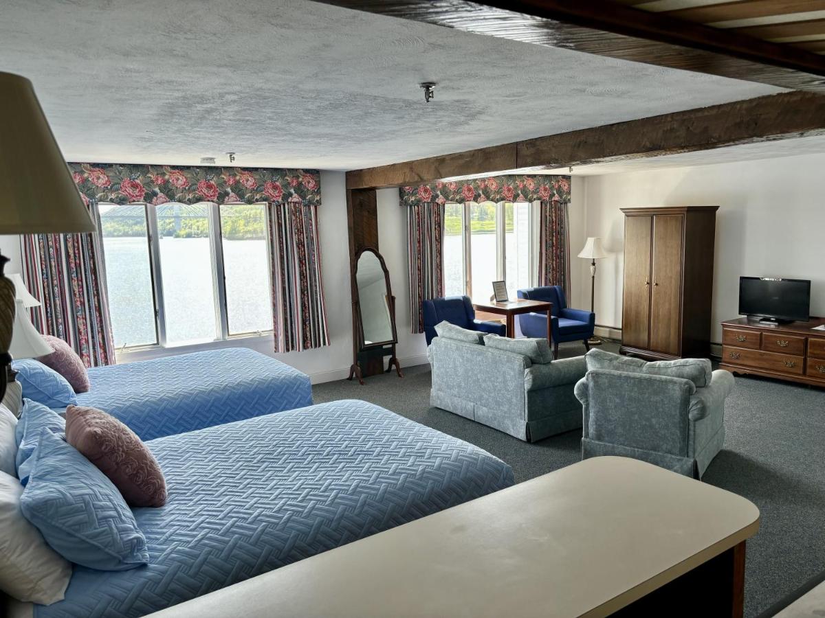 | Fort Knox Inn
