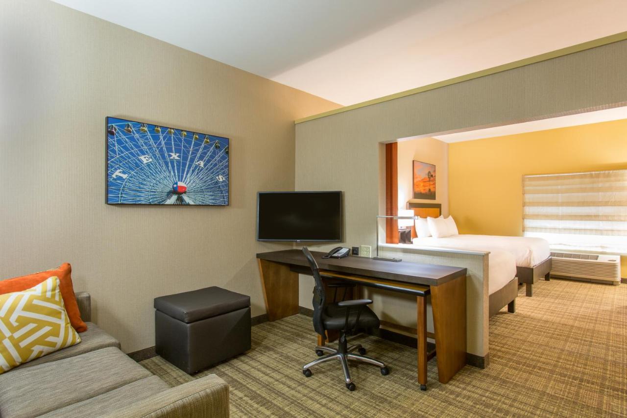 One-Bedroom Suite at Cambria Hotel Plano Frisco