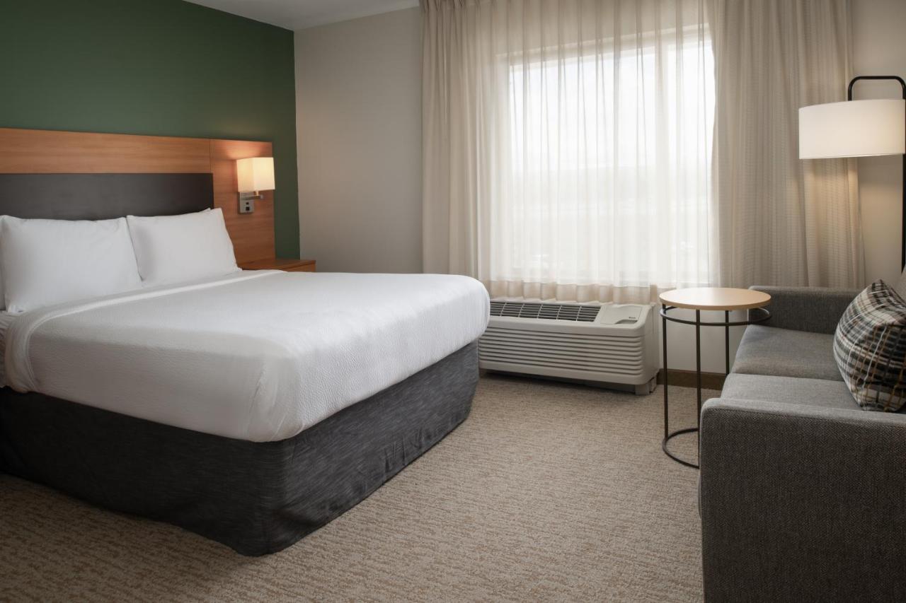 Queen Studio at TownePlace Suites Richland Columbia Point