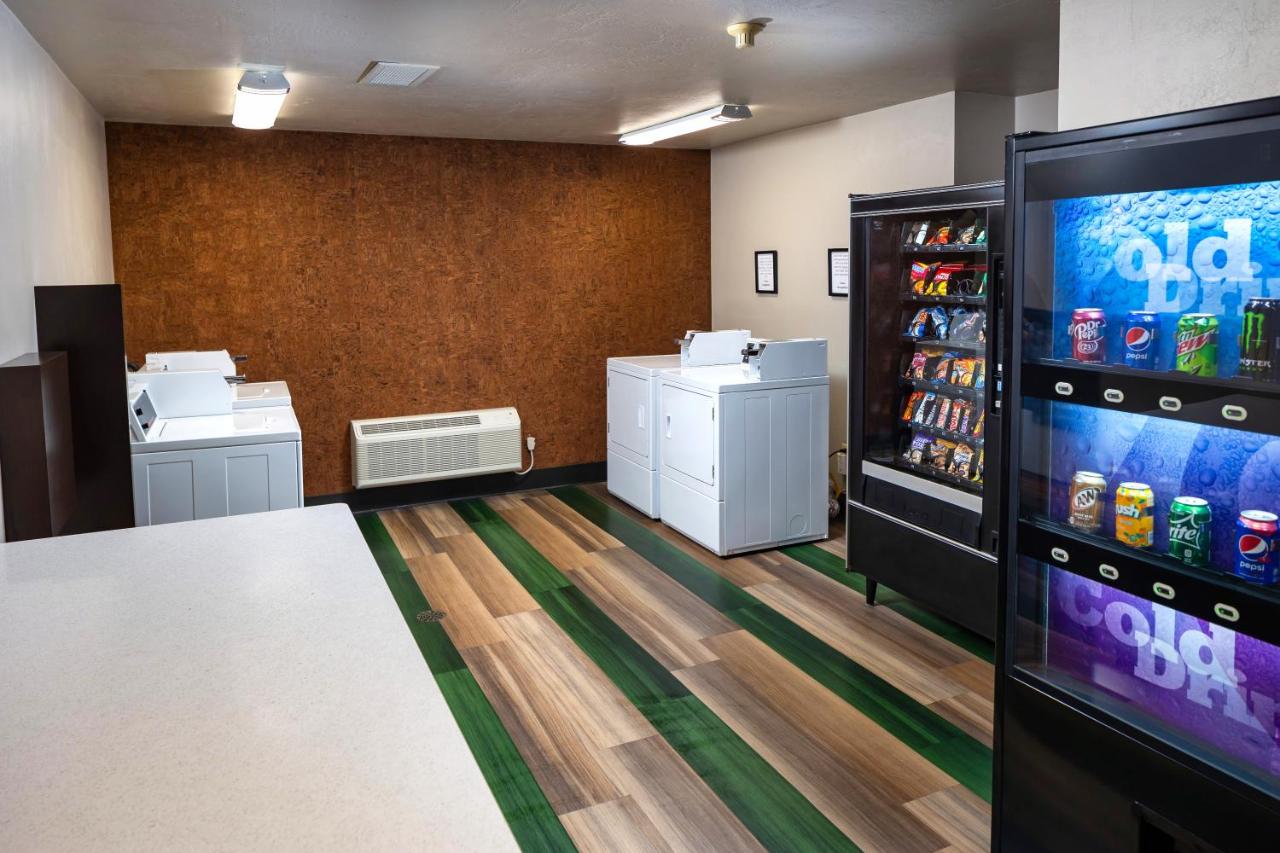 | Extended Stay Airport