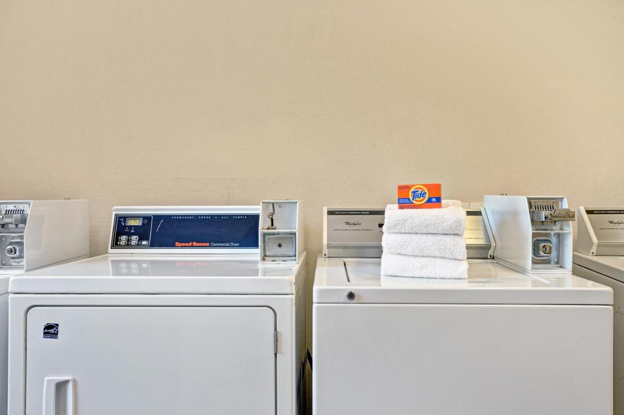| Stay Express inn and Suites Atlanta Union City
