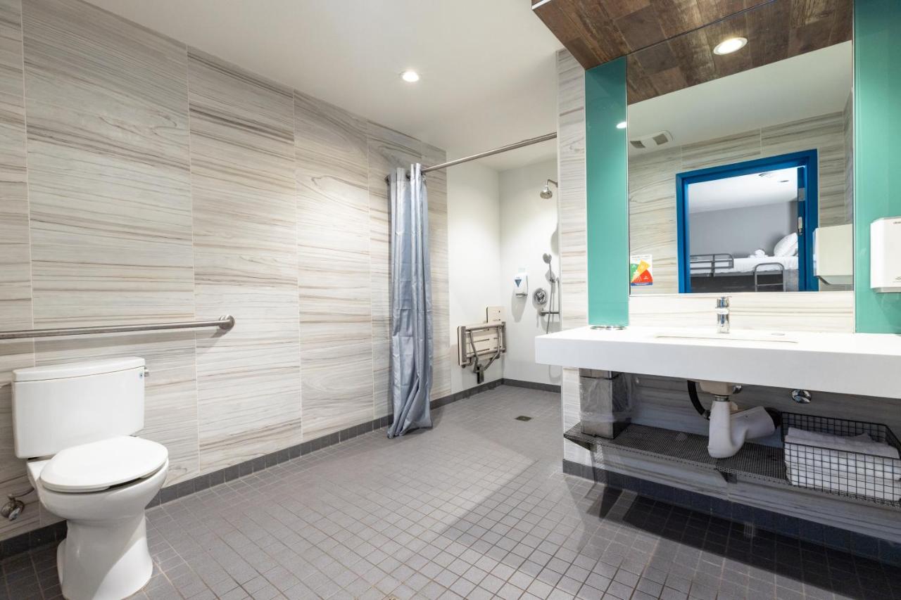  | HI Los Angeles - Santa Monica Hostel