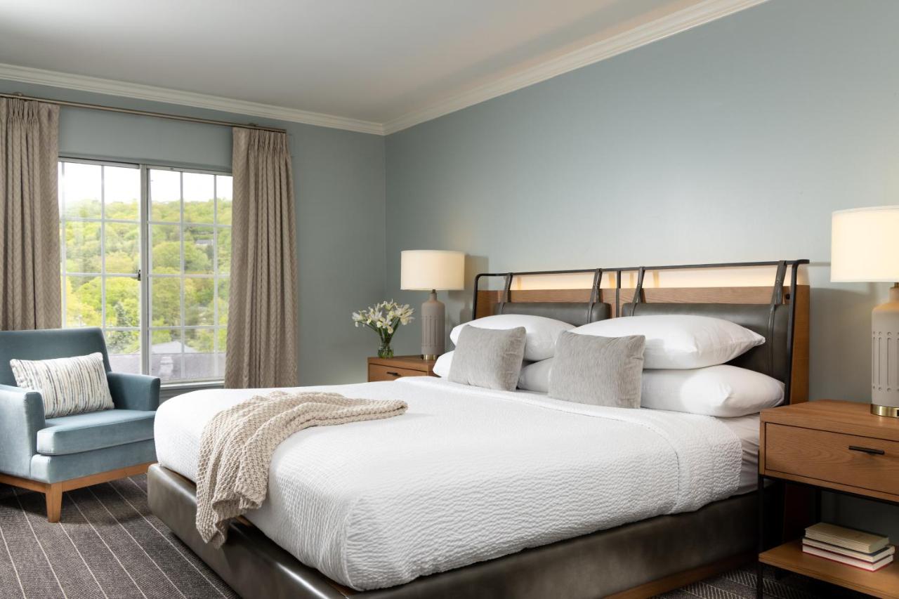 Standard Suite at Meadowbrook Inn