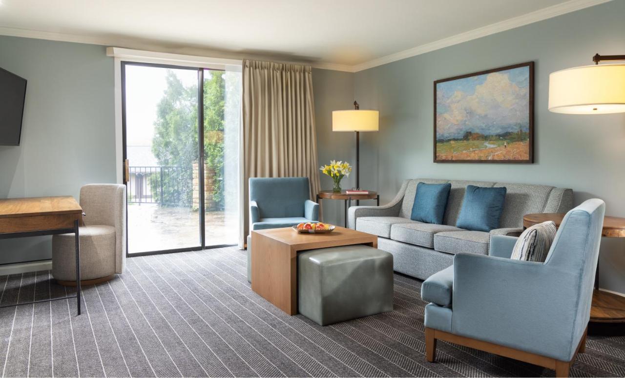 Standard Suite at Meadowbrook Inn