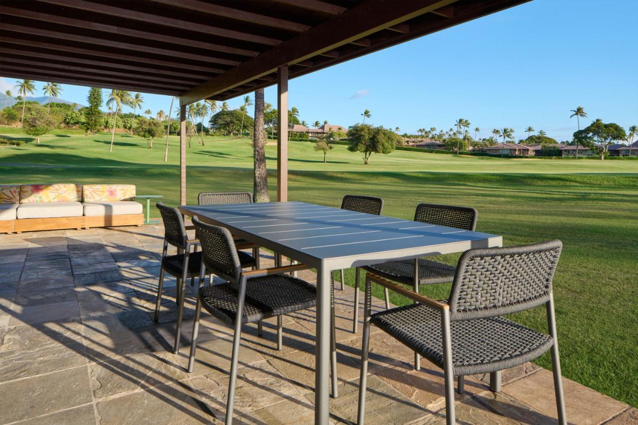| Royal Lahaina Resort & Bungalows