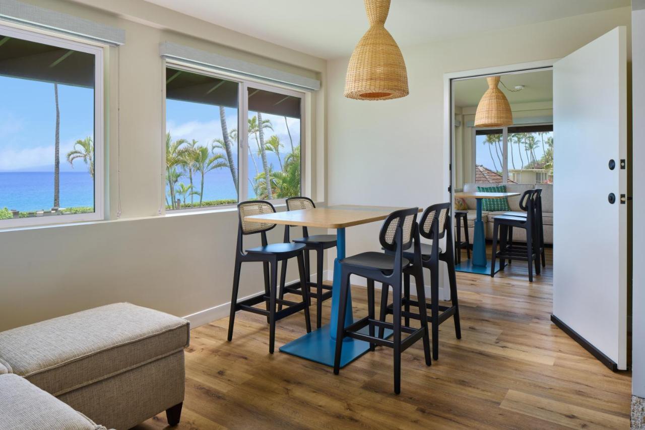 | Royal Lahaina Resort & Bungalows