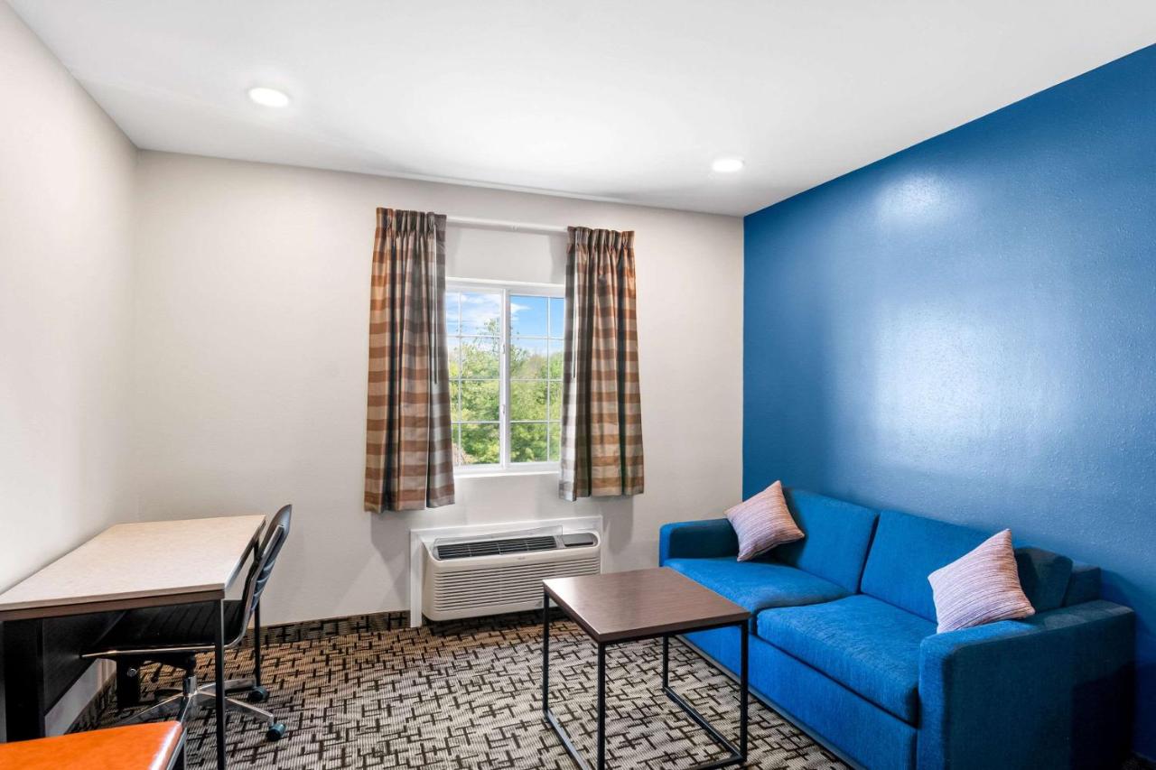  | Days Inn by Wyndham Bethel - Danbury