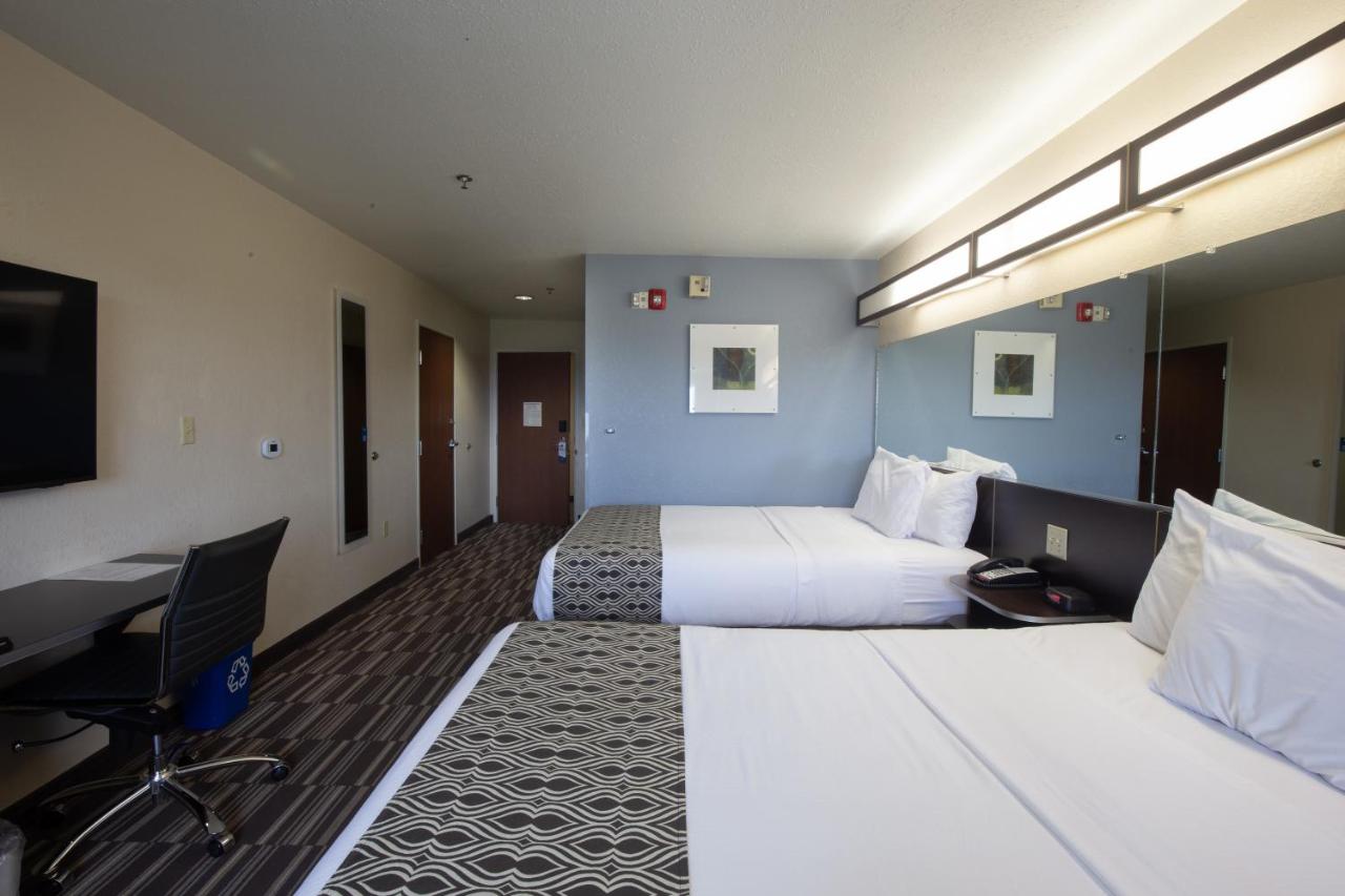 Queen Room with Two Queen Beds - Non-Smoking at Microtel Inn & Suites by Wyndham Waynesburg