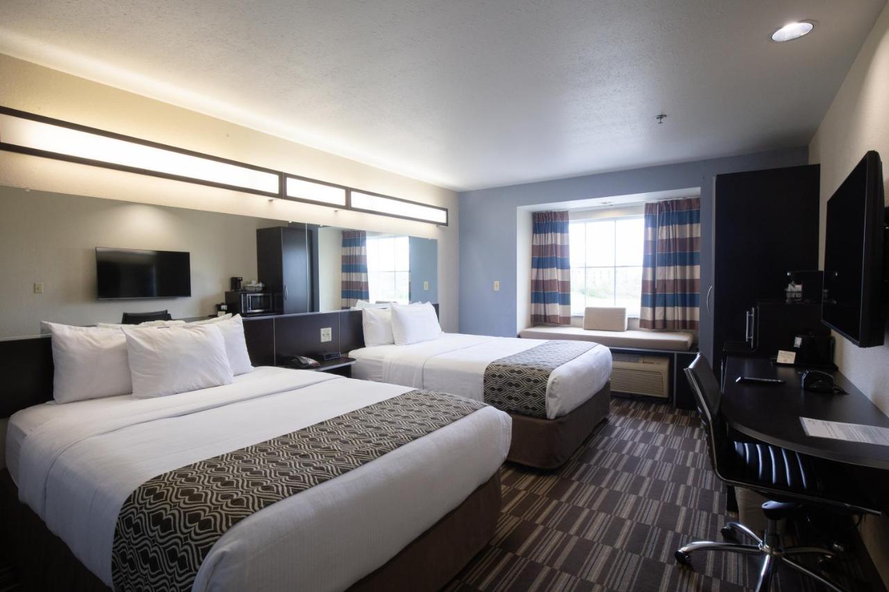 Queen Room with Two Queen Beds - Non-Smoking at Microtel Inn & Suites by Wyndham Waynesburg