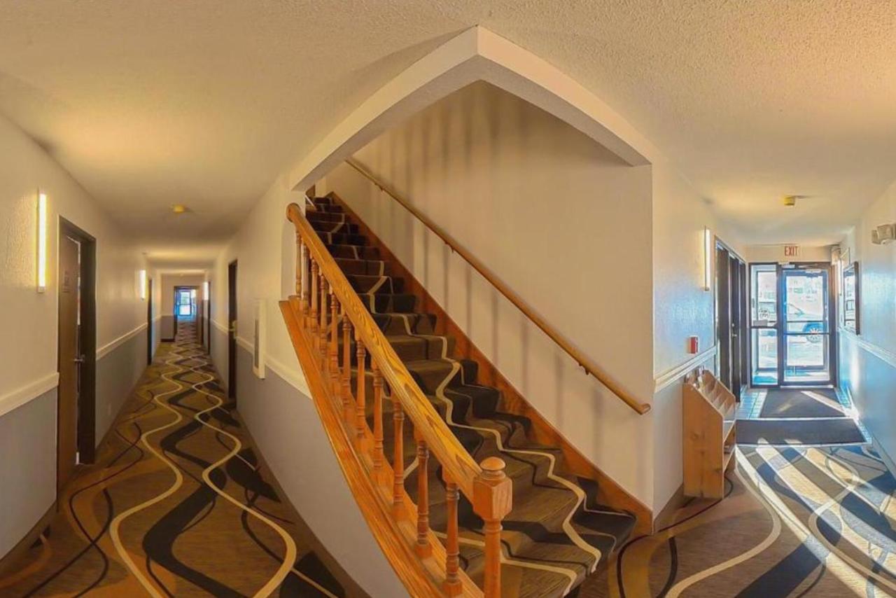 | Coratel Inn & Suites by Jasper Hastings