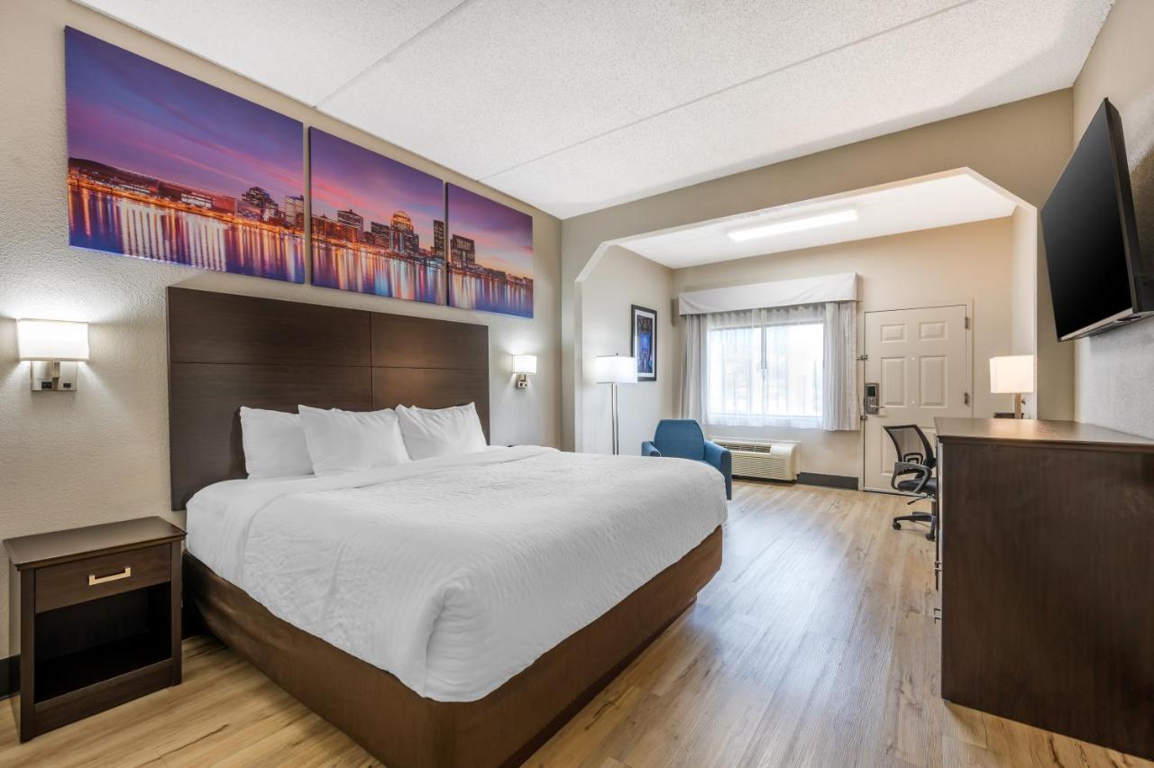 | Quality Inn Louisville