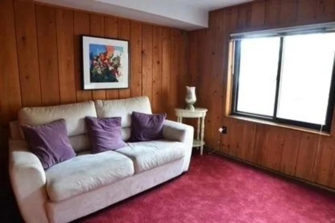 | Villa Perlman