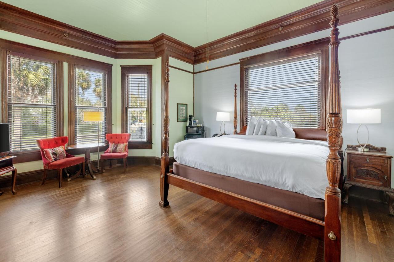 | Coombs Inn & Suites, Ascend Hotel Collection