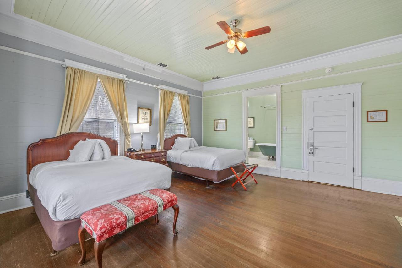 | Coombs Inn & Suites, Ascend Hotel Collection