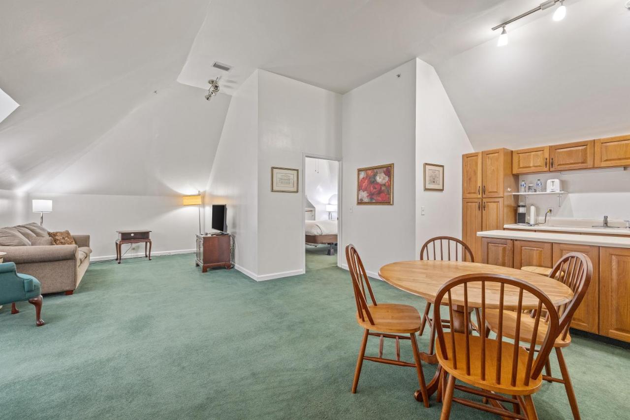 | Coombs Inn & Suites, Ascend Hotel Collection