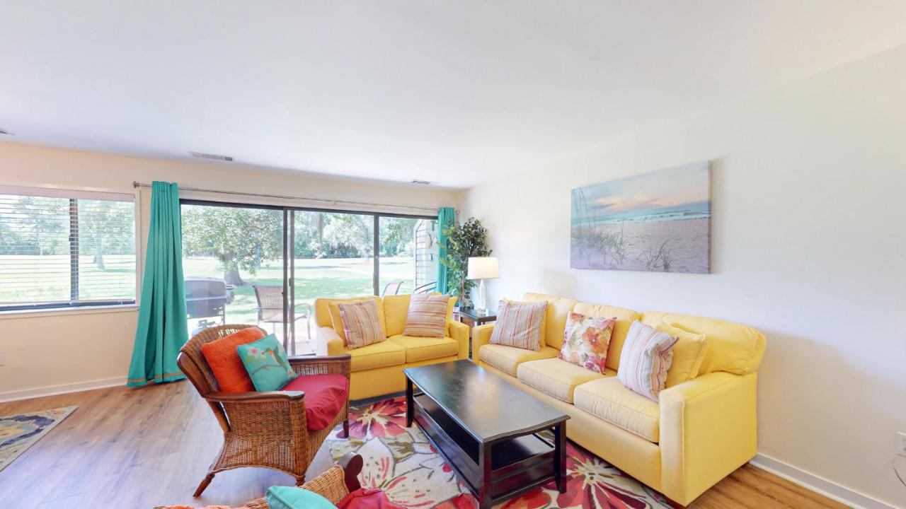 | 943 Inverness Village