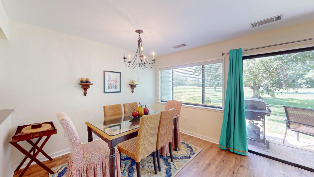 | 943 Inverness Village