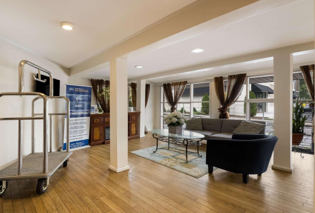 | Best Western Woodbury Inn