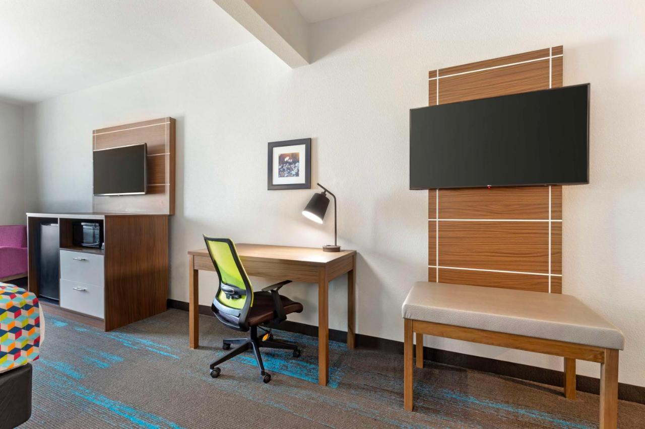 Queen Suite with Two Queen Beds at Best Western Plus Medical Center