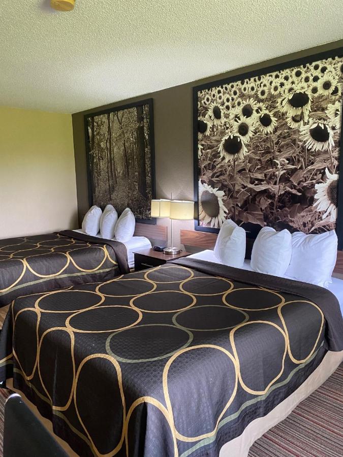  | Super 8 by Wyndham New Hampton