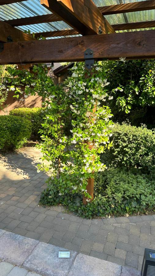 Lantern Light Inn - Romantic Getaway