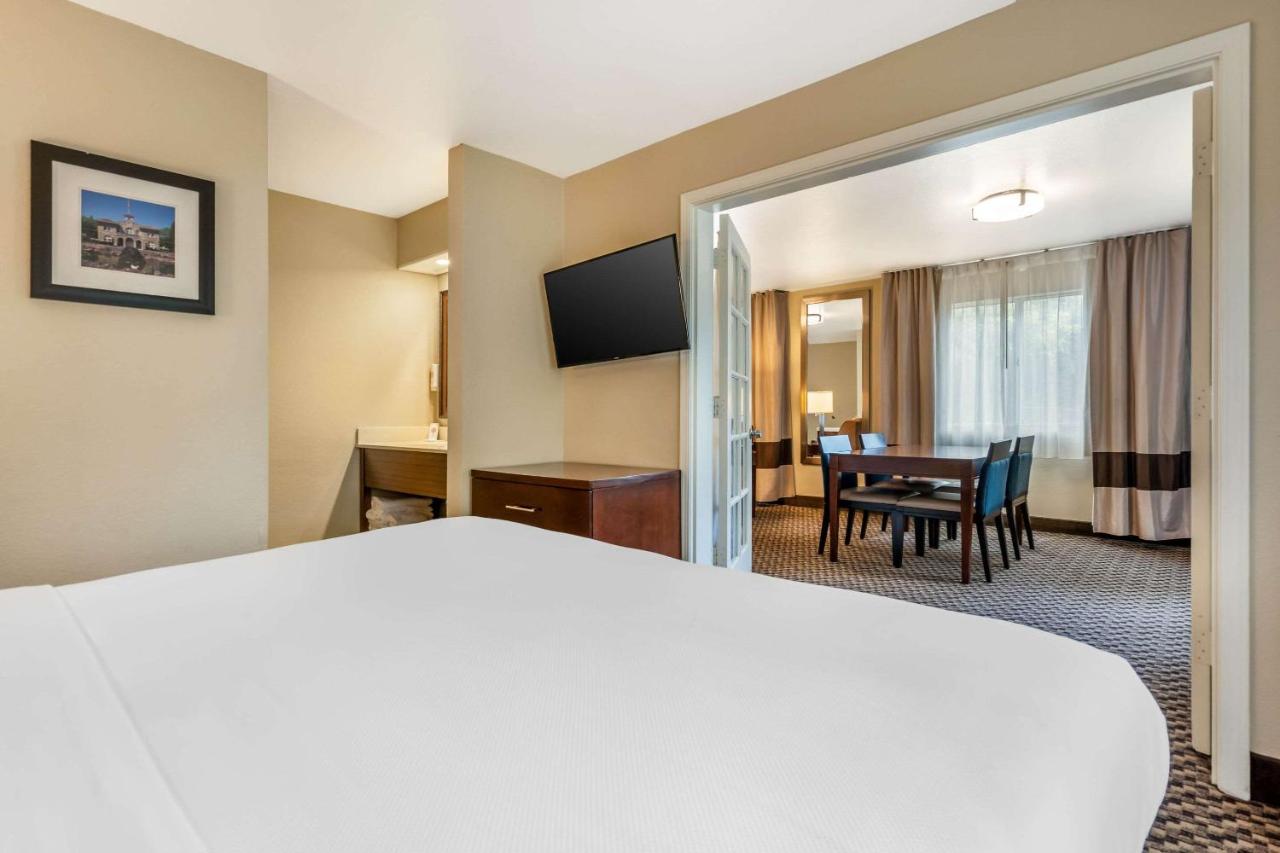 | Comfort Inn Cordelia
