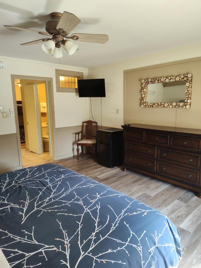  | Doveberry Inn