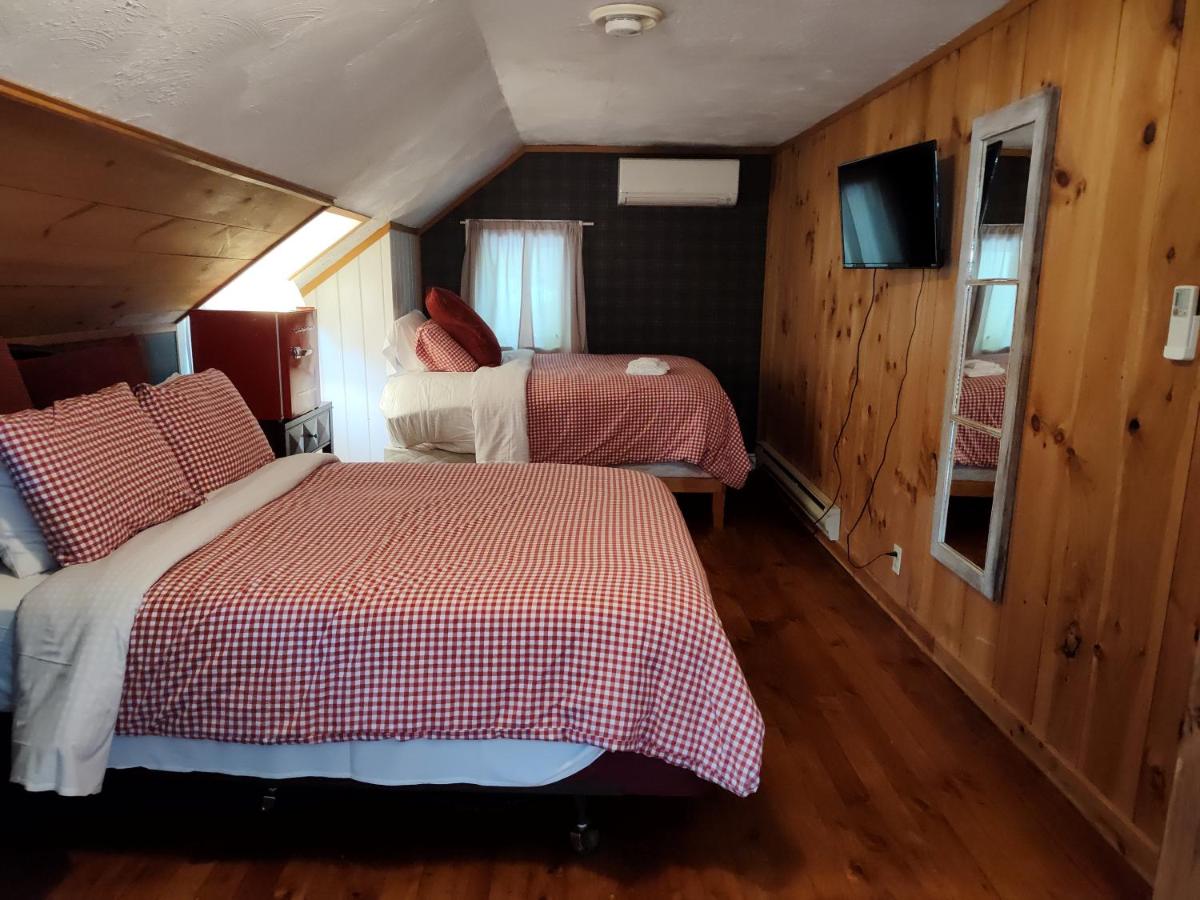  | Doveberry Inn