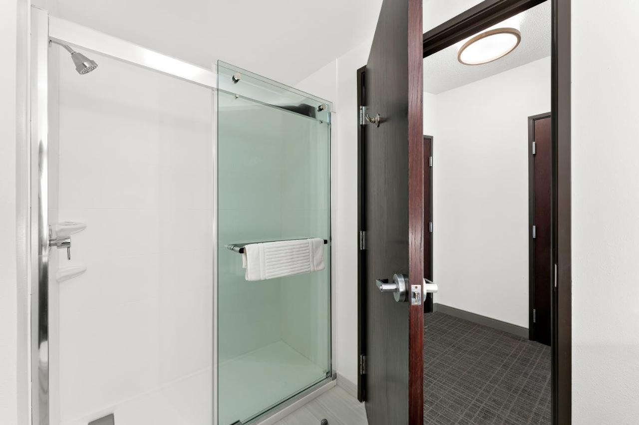 King Room - Accessible/Non-Smoking at Comfort Inn & Suites Tunkhannock