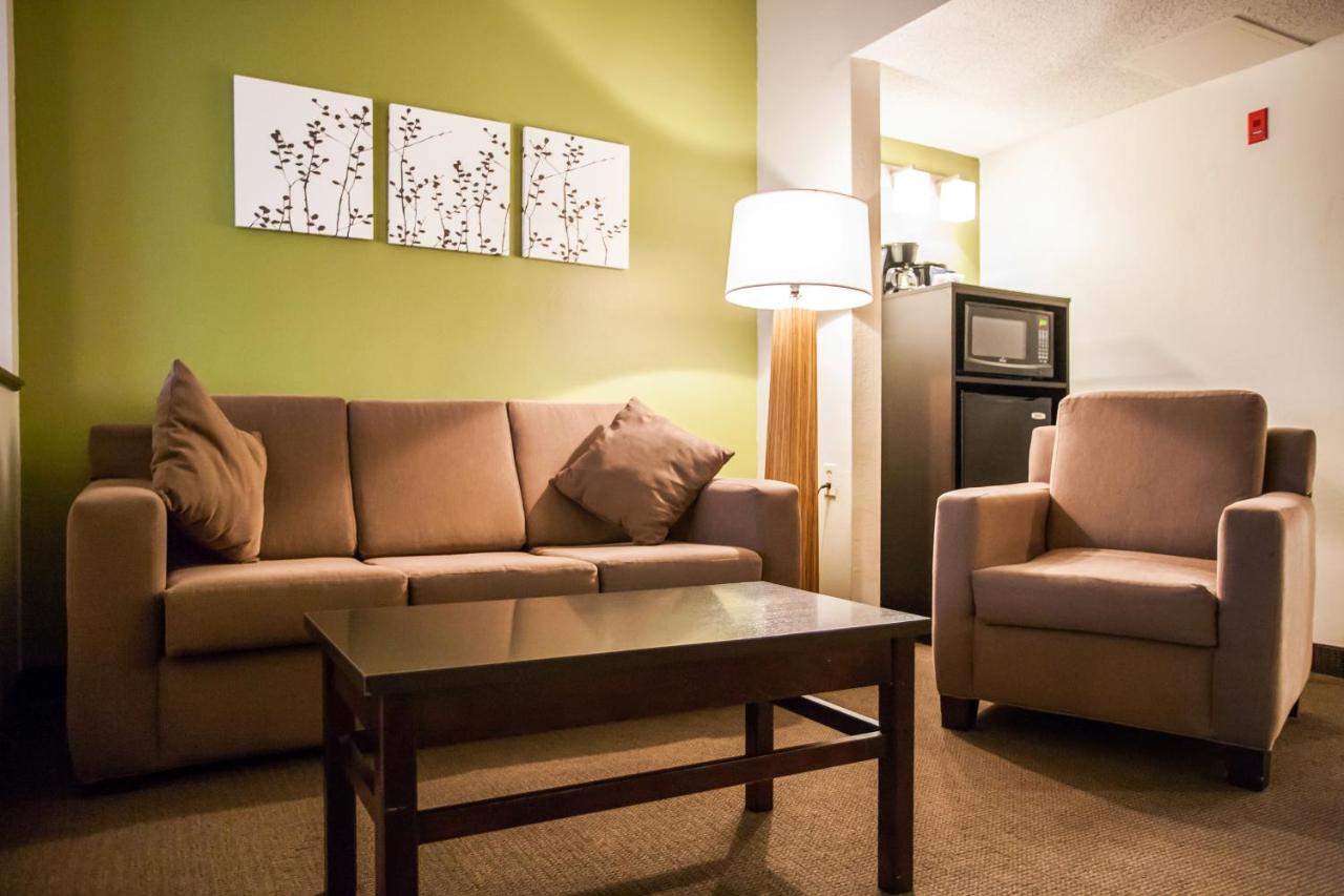 King Suite with Sofa Bed - Non-Smoking at Sleep Inn & Suites Metairie - New Orleans West