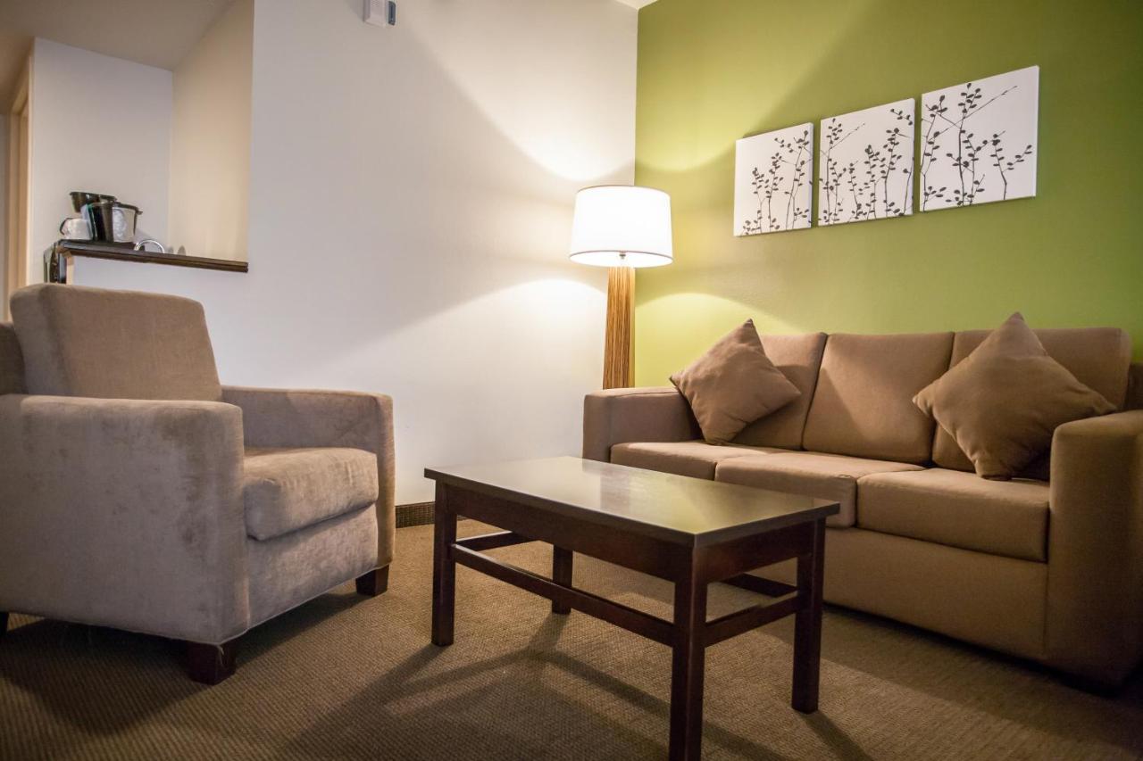 King Suite with Sofa Bed - Non-Smoking at Sleep Inn & Suites Metairie - New Orleans West